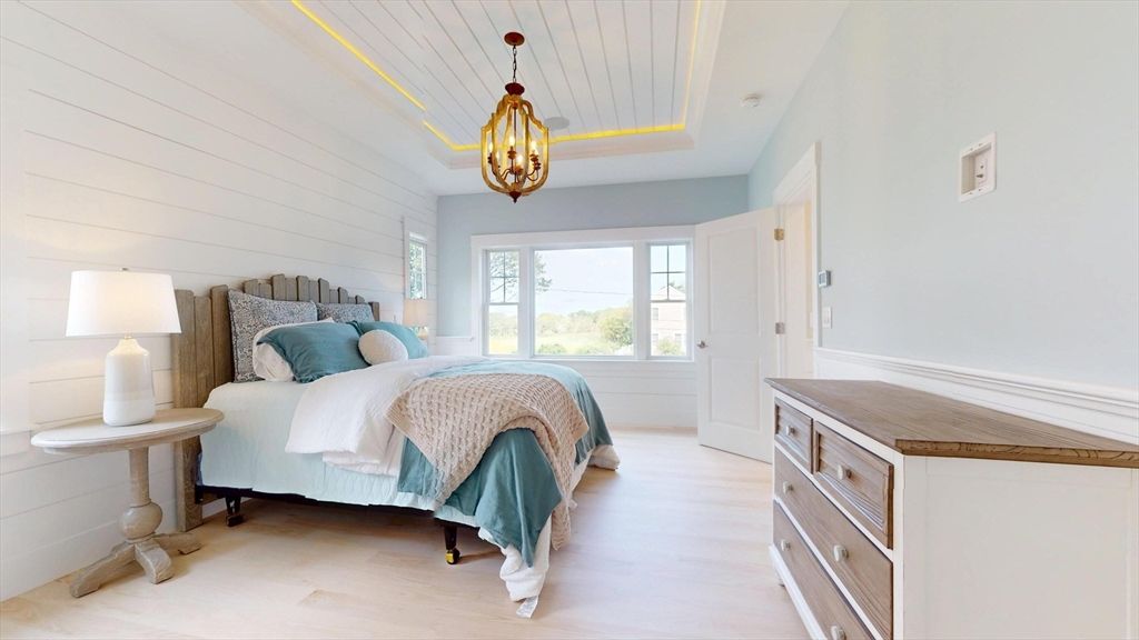 Bedroom, Interior, Pendant Lights, Wood Texture Flooring