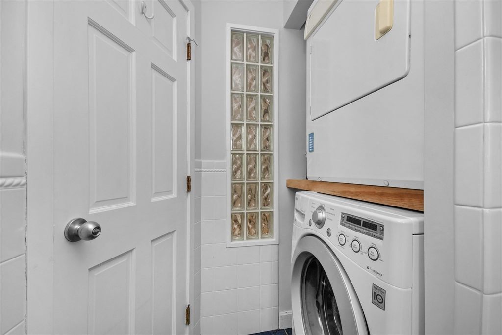 Interior, Utility Closets, Washer