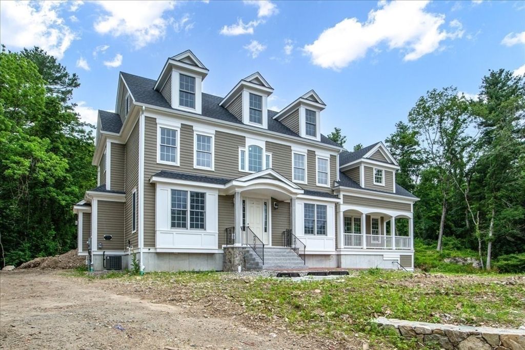 Exterior, Facade, Georgian