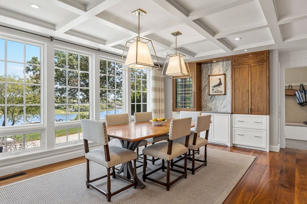 Dining room, Interior, Pendant Lights, Recessed Lighting, Water, Wood Texture Flooring