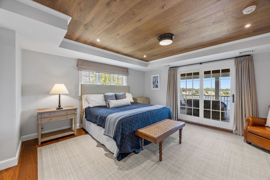 Bedroom, Interior, Recessed Lighting, Wooden Ceilings, Wood Texture Flooring