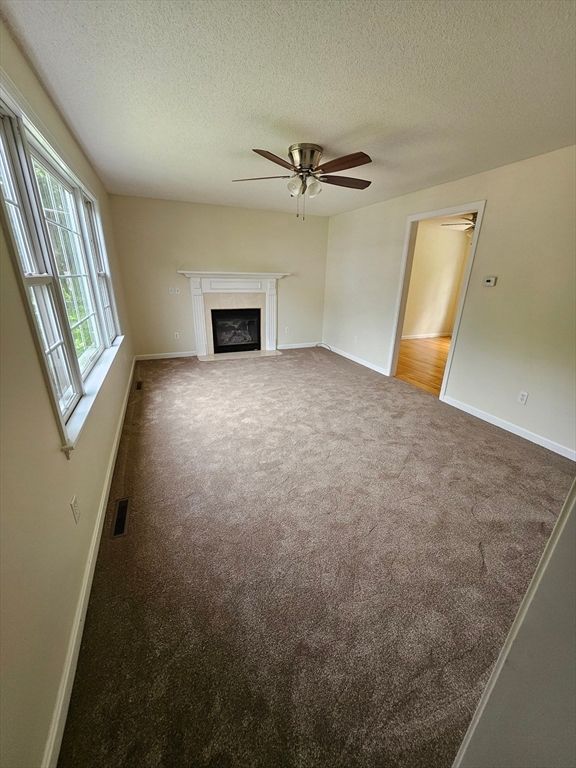 Empty room, Fireplace, Interior
