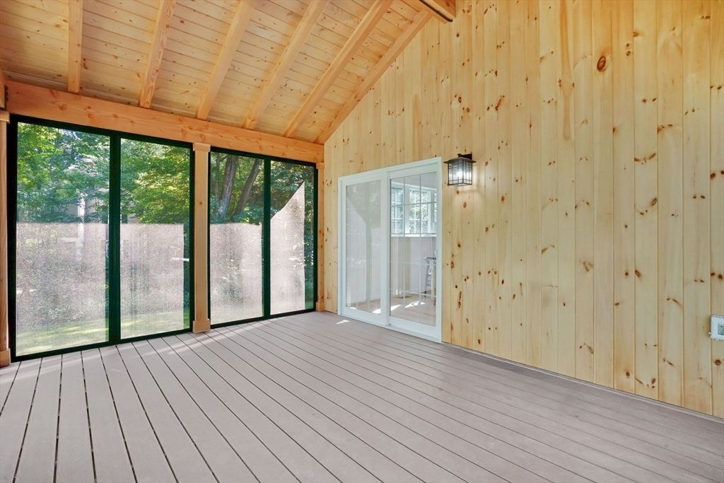 Empty room, Interior, Wooden Beams, Wooden Ceilings, Wood Texture Flooring, Wooden Walls