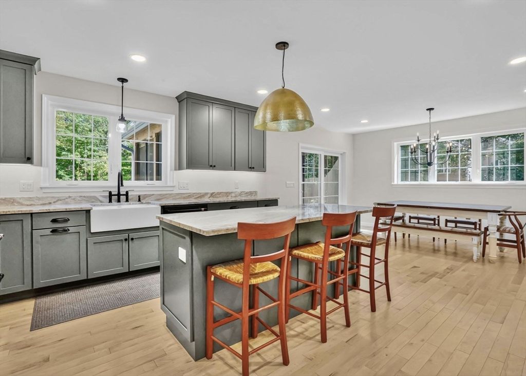 Dining room, Interior, Kitchen, Pendant Lights, Recessed Lighting, Wood Texture Flooring