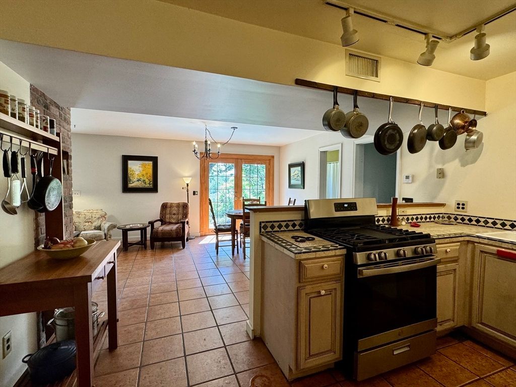 Dining room, Interior, Kitchen, Stainless Steel Appliances