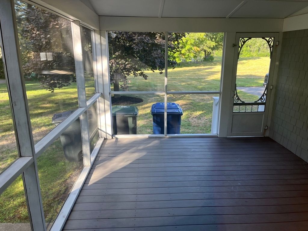 Interior, Sun Room, Wood Texture Flooring