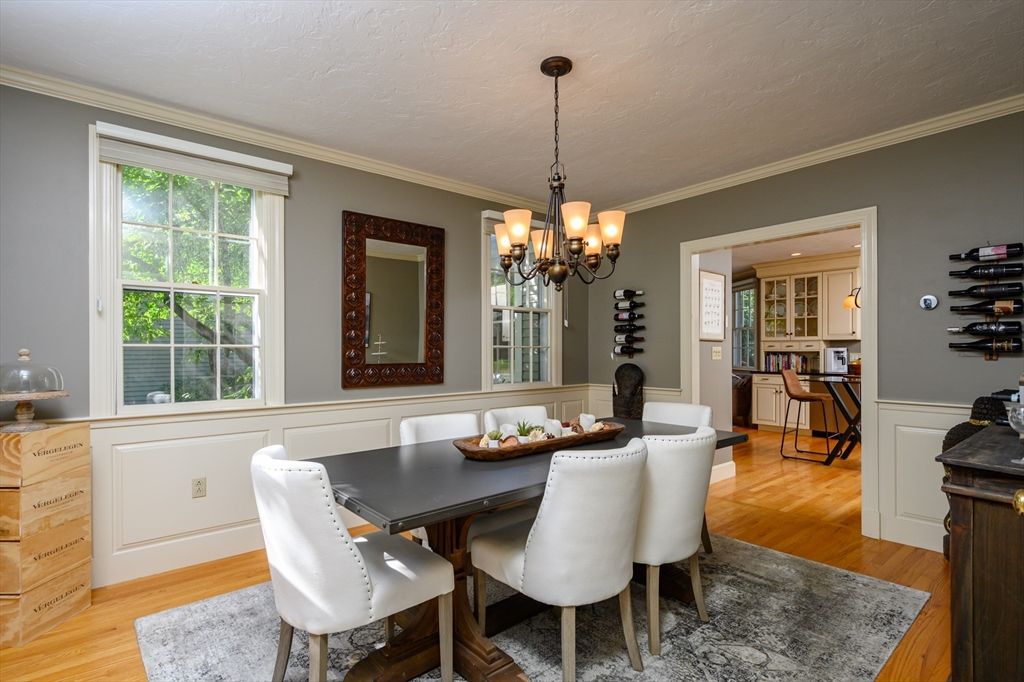 Chandelier, Dining room, Interior, Wood Texture Flooring