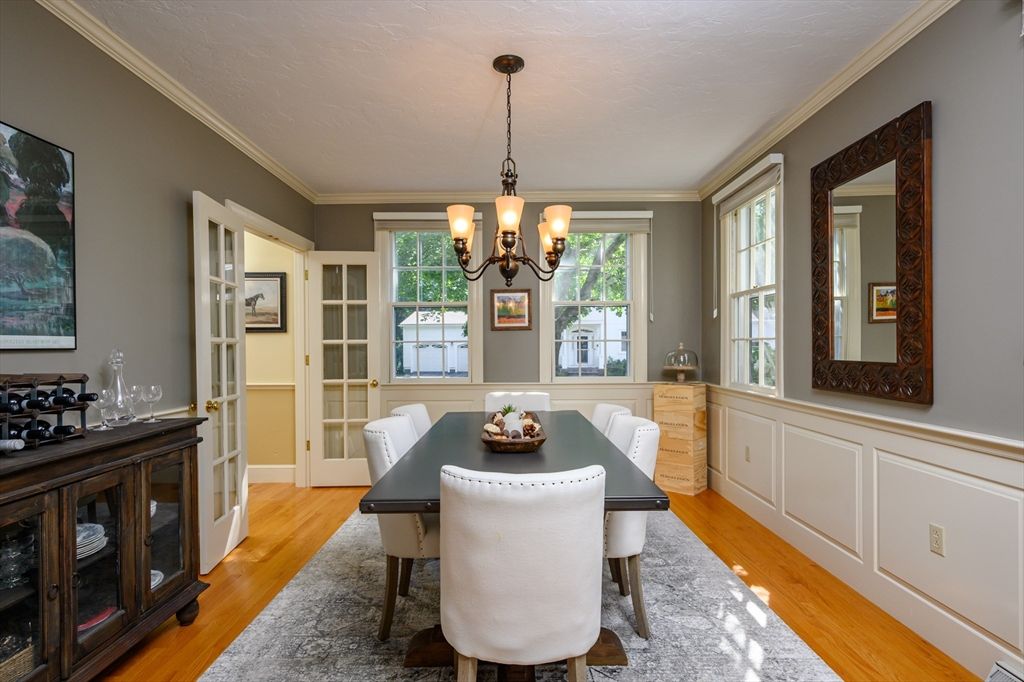 Chandelier, Dining room, Interior, Wood Texture Flooring