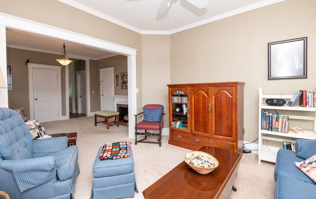 Interior, Living room, Pendant Lights