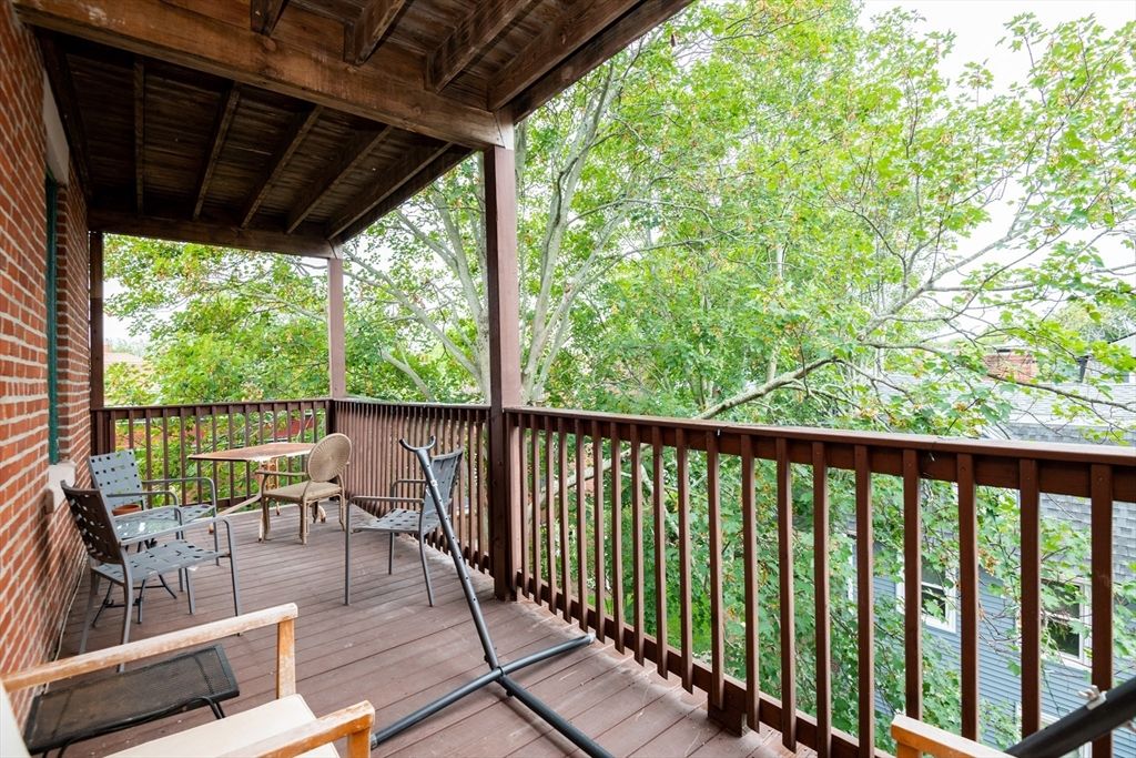 Exterior, Wood Texture Flooring