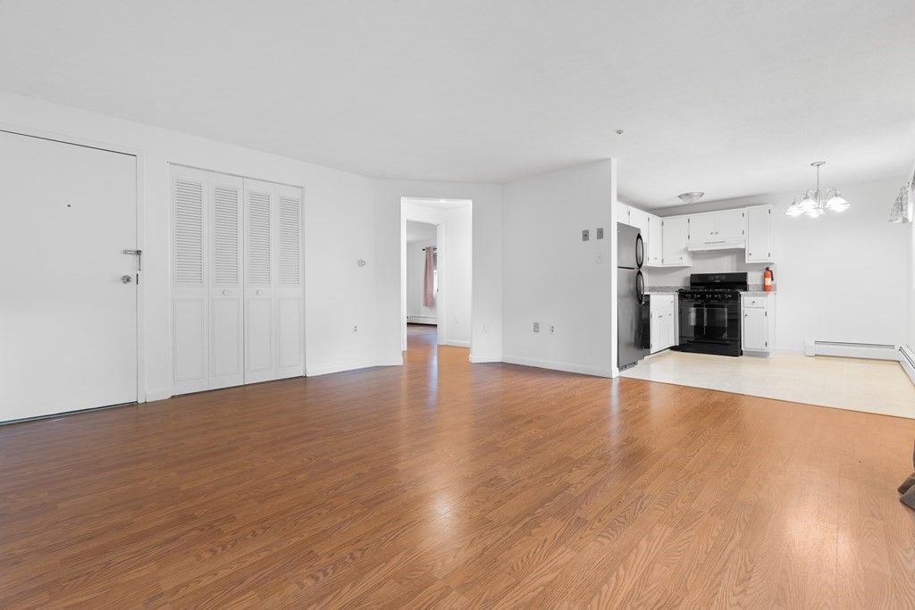 Chandelier, Empty room, Interior, Kitchen, Stainless Steel Appliances, Wood Texture Flooring