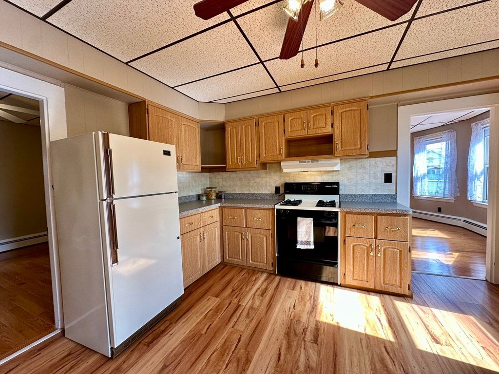 Interior, Kitchen, Wood Texture Flooring