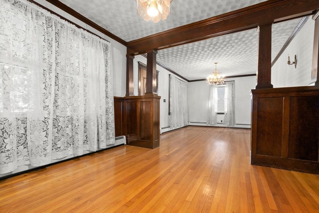 Chandelier, Empty room, Interior, Wood Texture Flooring
