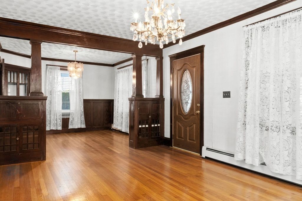 Chandelier, Interior, Wood Texture Flooring