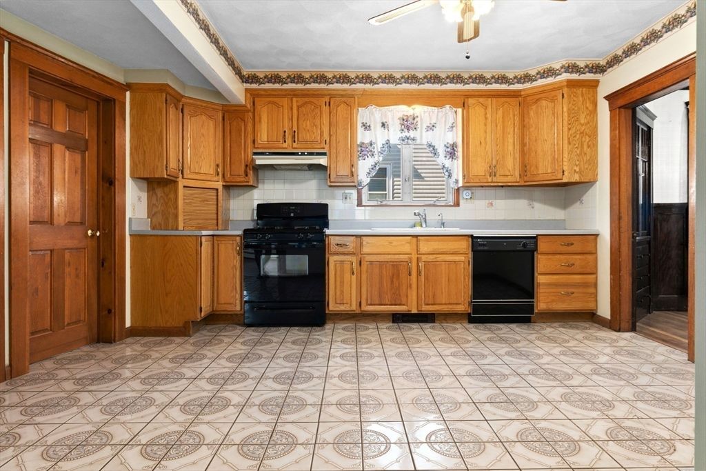 Interior, Kitchen