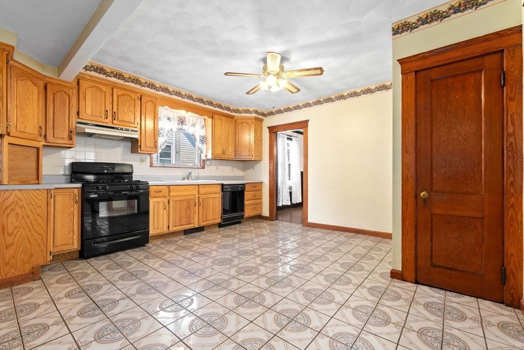 Interior, Kitchen
