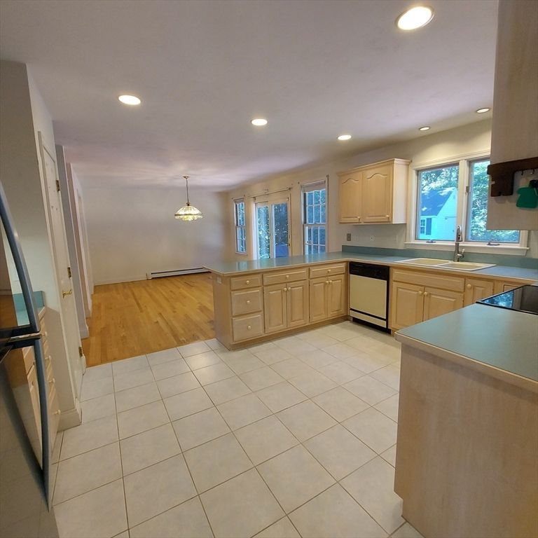 Interior, Kitchen, Pendant Lights, Recessed Lighting, Wood Texture Flooring
