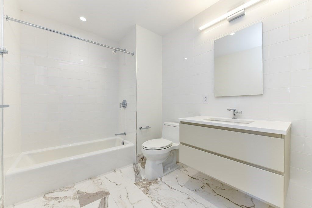 Bathroom, Interior, Marble, Recessed Lighting