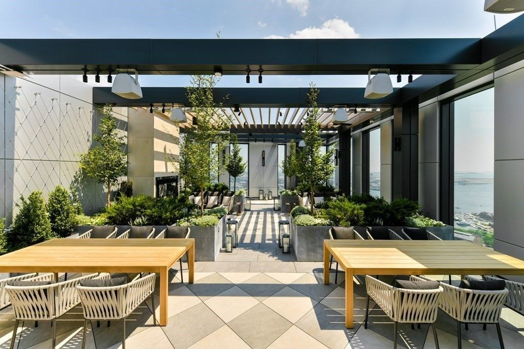 Exterior, Water