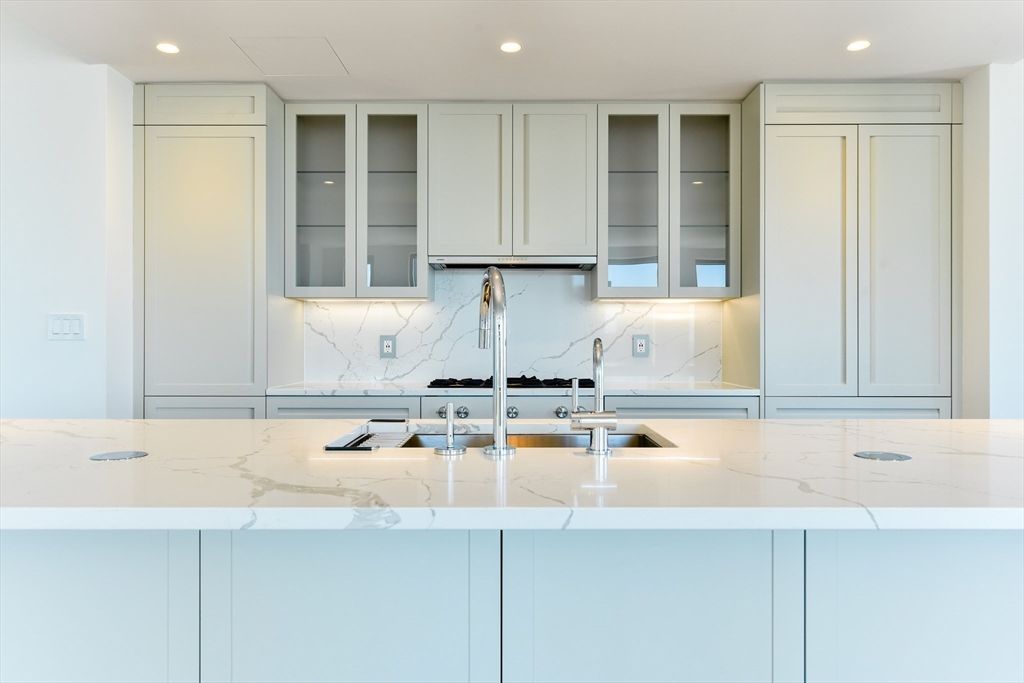 Interior, Kitchen, Marble Walls, Recessed Lighting