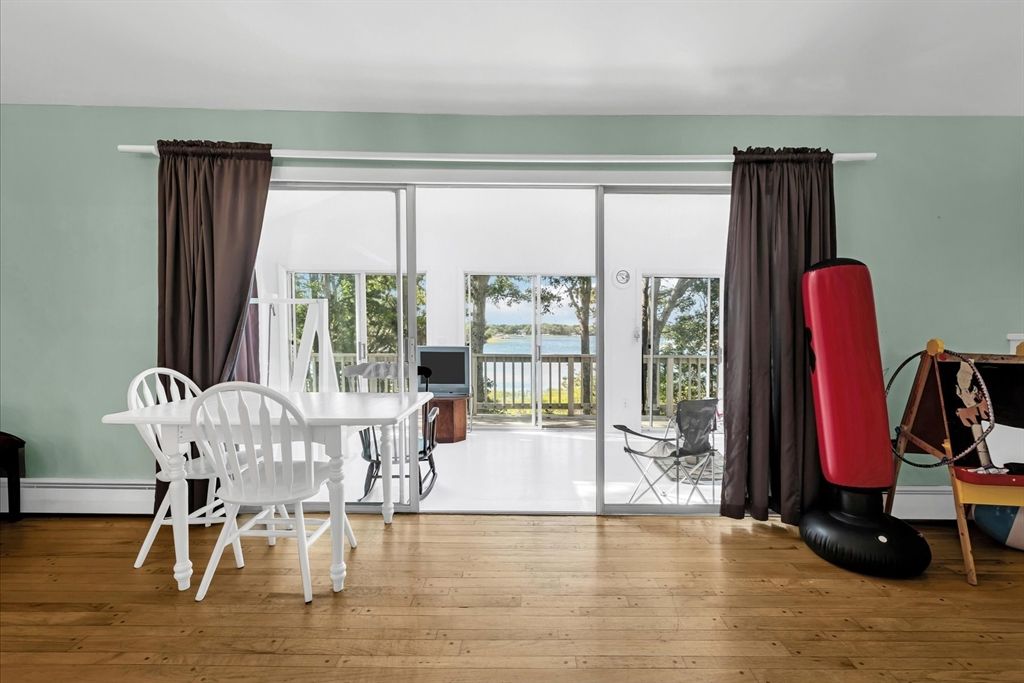 Dining room, Interior, Water, Wood Texture Flooring