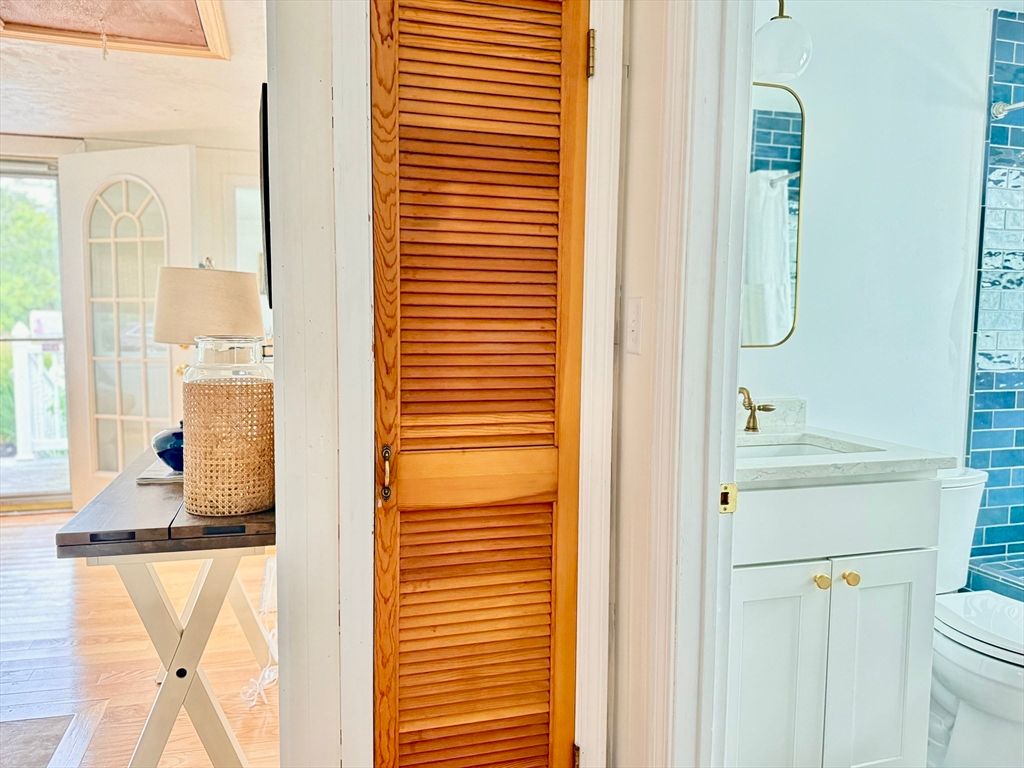 Bathroom, Interior, Utility Closets, Wood Texture Flooring