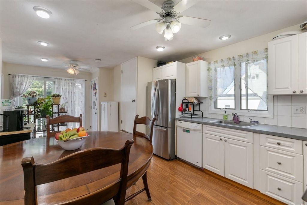 Dining room, Interior, Kitchen, Recessed Lighting, Stainless Steel Appliances, Wood Texture Flooring