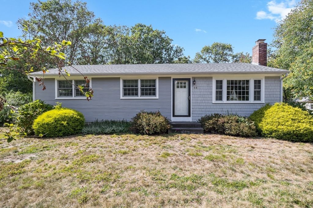 Exterior, Facade, Cape Cod