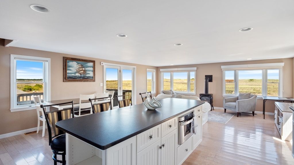 Dining room, Interior, Kitchen, Recessed Lighting, Water, Wood Texture Flooring