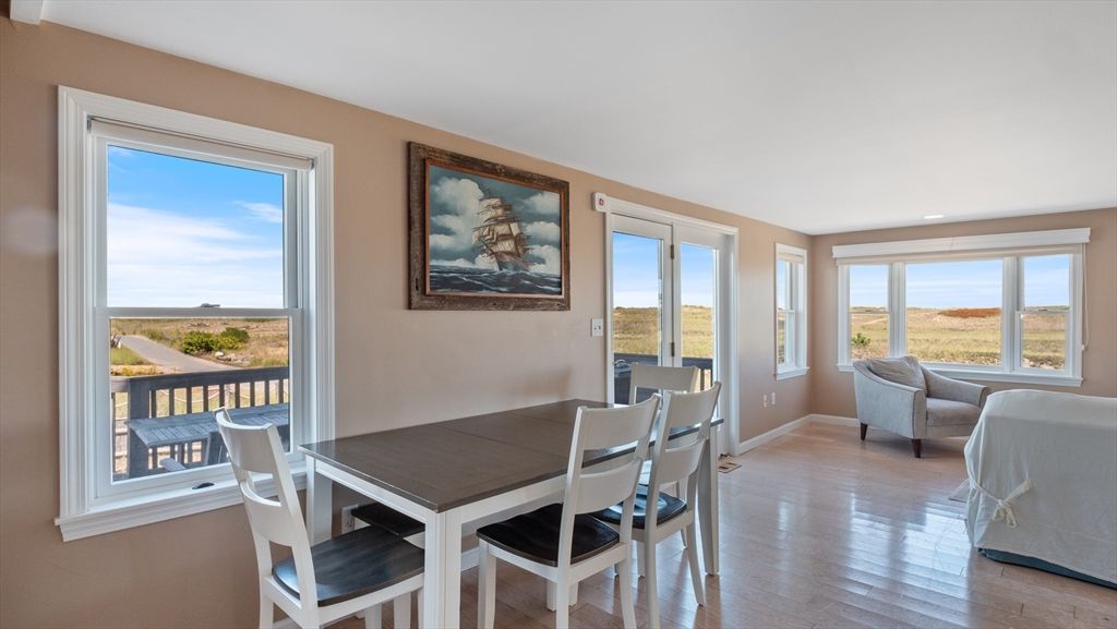 Dining room, Interior, Wood Texture Flooring