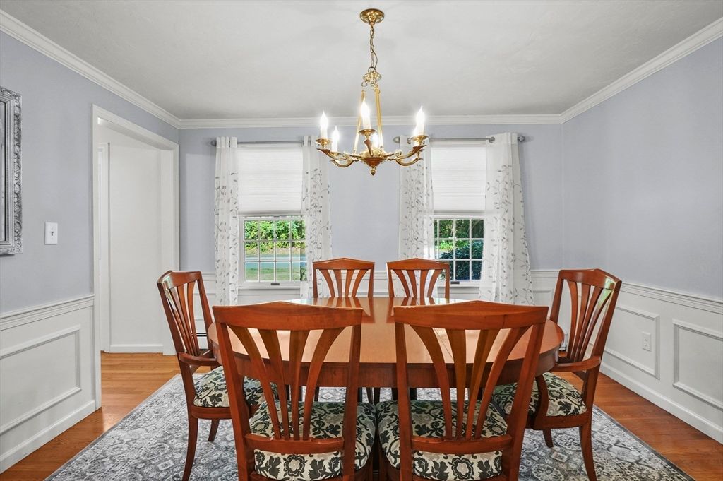 Chandelier, Dining room, Interior, Wood Texture Flooring