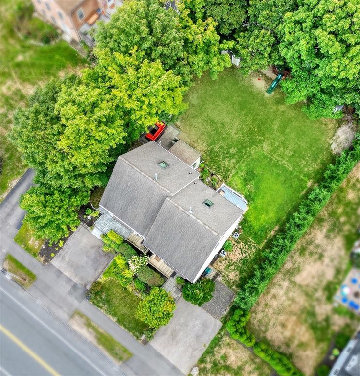 Exterior, Drone