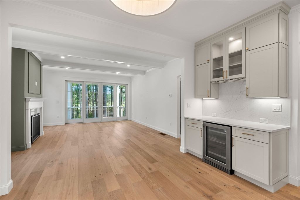 Fireplace, Interior, Kitchen, Recessed Lighting, Wood Texture Flooring