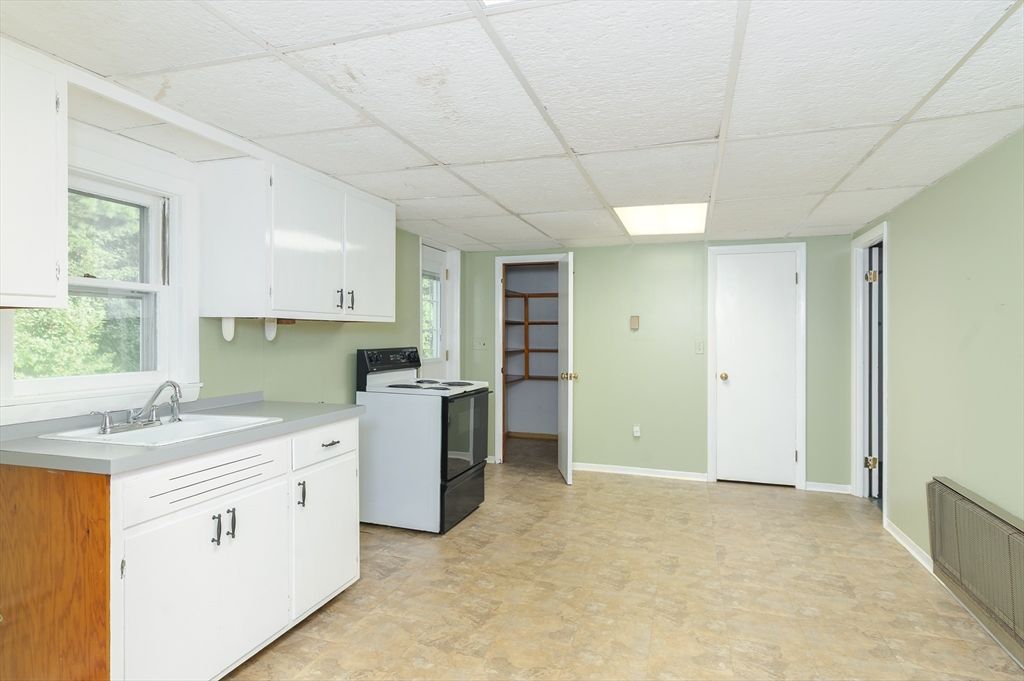 Interior, Kitchen, Recessed Lighting