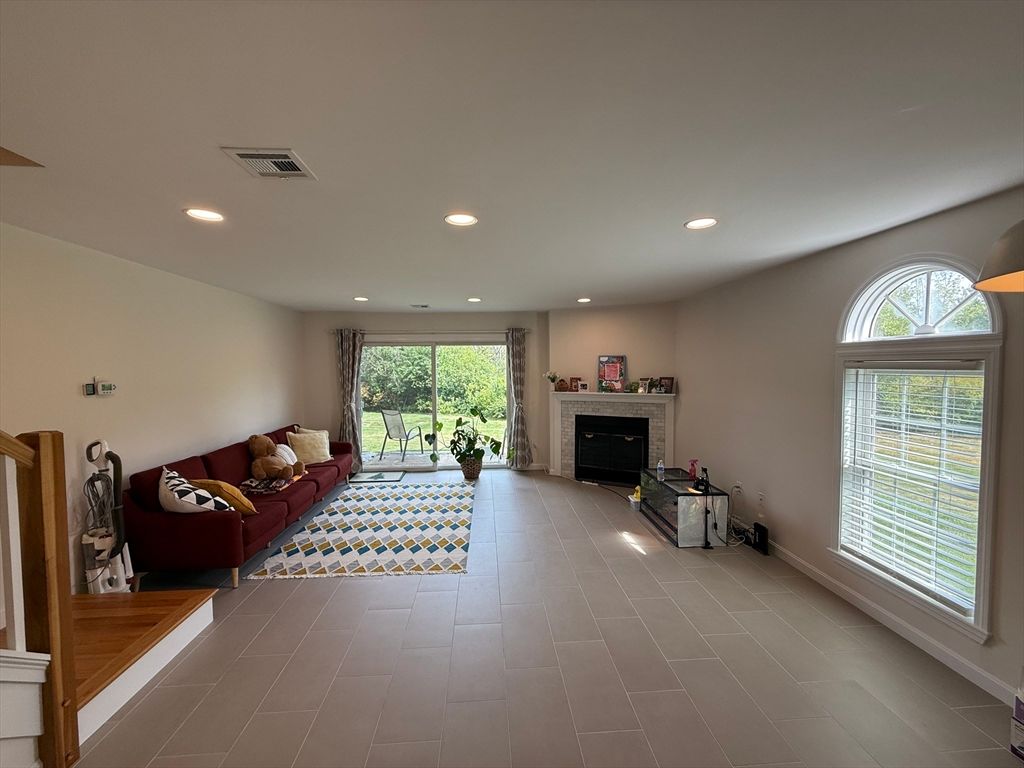 Fireplace, Interior, Living room, Recessed Lighting