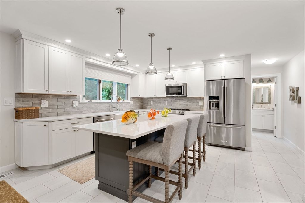 Interior, Kitchen, Pendant Lights, Recessed Lighting, Stainless Steel Appliances