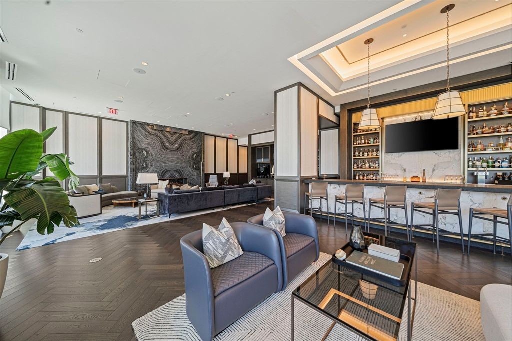 Interior, Living room, Pendant Lights, Recessed Lighting, Wood Texture Flooring