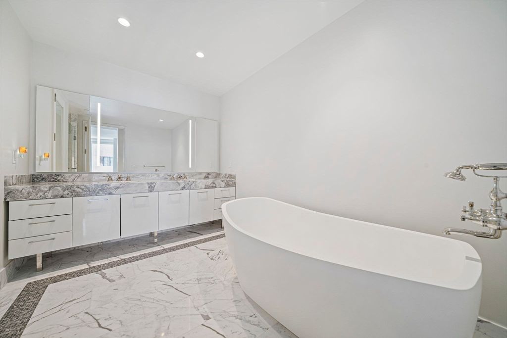 Bathroom, Dual Sink Vanities, Free Standing Baths, Interior, Marble, Recessed Lighting
