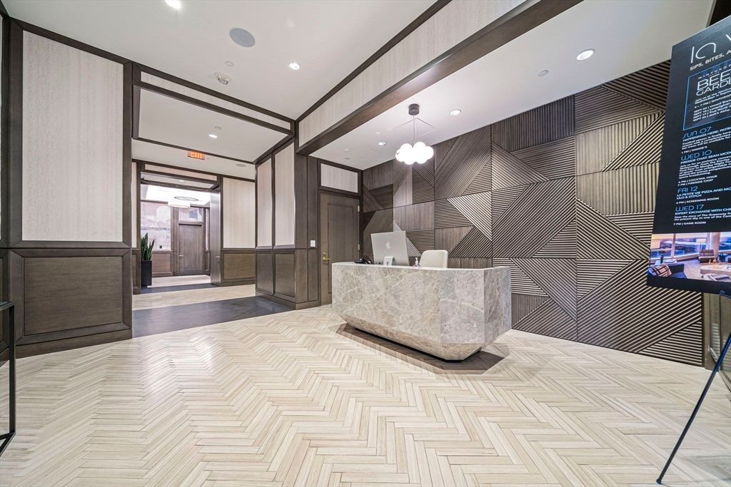 Interior, Pendant Lights, Recessed Lighting, Wood Texture Flooring