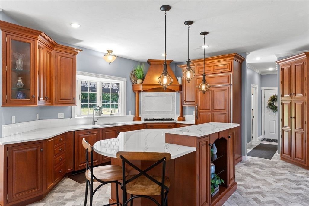 Interior, Kitchen, Pendant Lights, Recessed Lighting