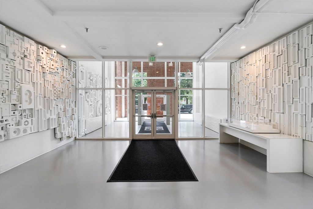 Interior, Recessed Lighting