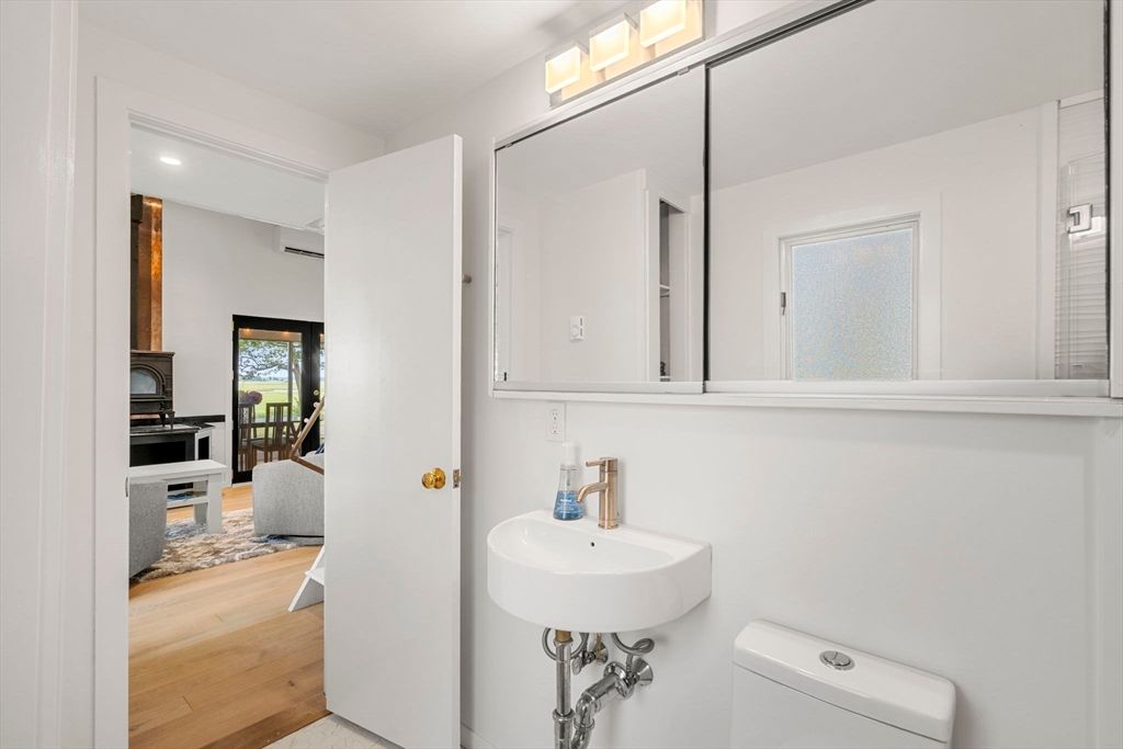 Bathroom, Interior, Recessed Lighting, Wood Texture Flooring