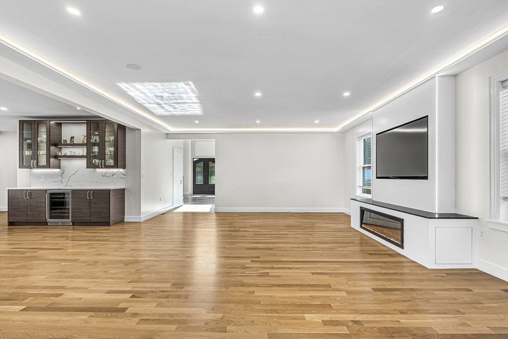 Fireplace, Interior, Recessed Lighting, Wood Texture Flooring