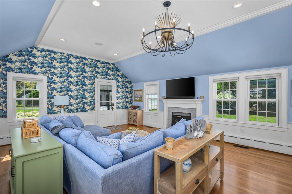 Chandelier, Fireplace, Interior, Living room, Recessed Lighting, Wood Texture Flooring