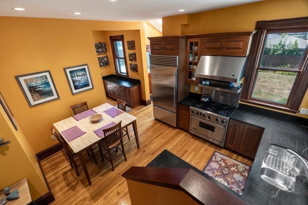 Dining room, Interior, Kitchen, Recessed Lighting, Stainless Steel Appliances, Wood Texture Flooring