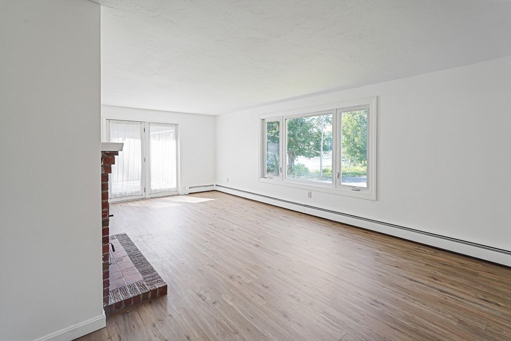 Empty room, Interior, Wood Texture Flooring