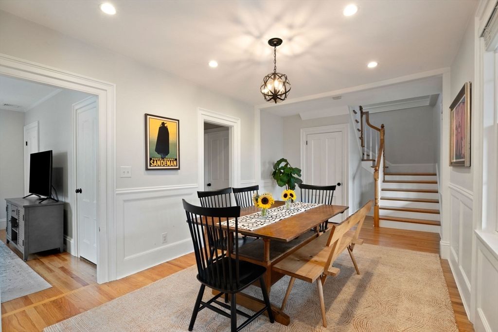 Dining room, Interior, Pendant Lights, Recessed Lighting, Wood Texture Flooring