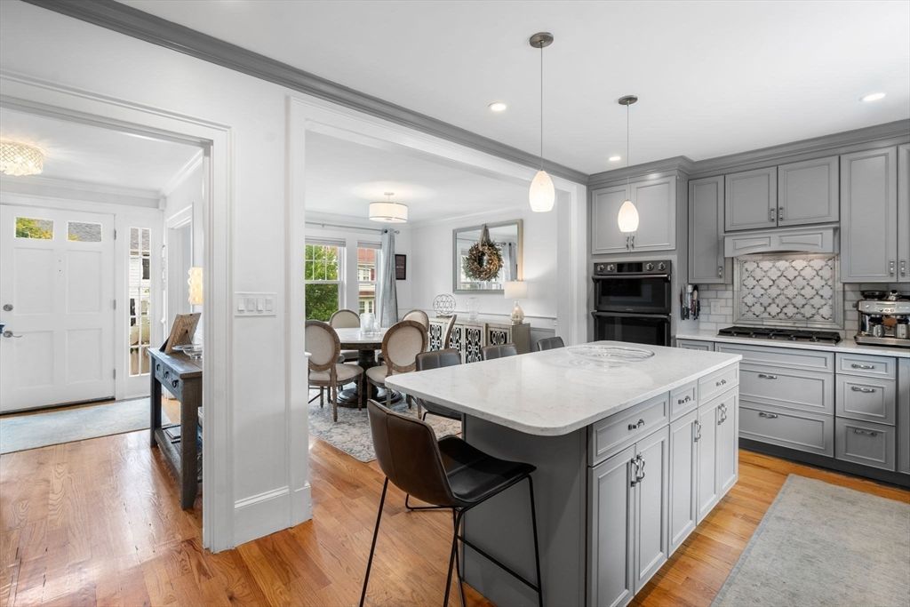 Dining room, Interior, Kitchen, Pendant Lights, Recessed Lighting, Stainless Steel Appliances, Wood Texture Flooring