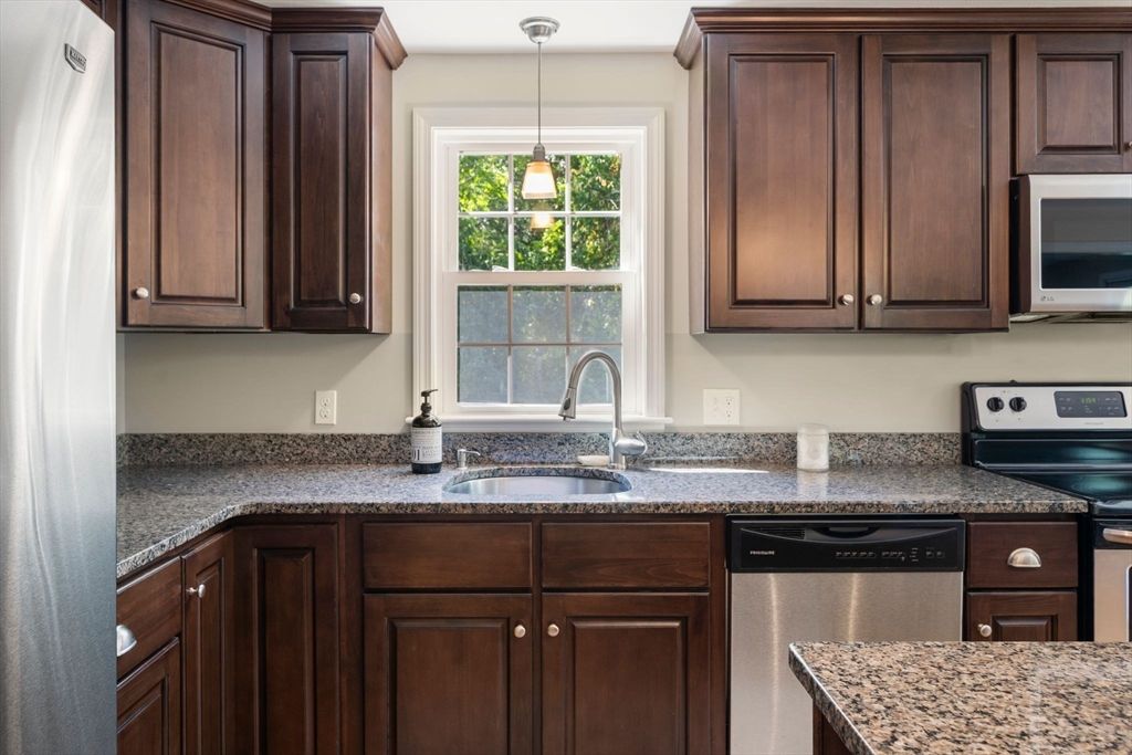 Interior, Kitchen, Pendant Lights, Stainless Steel Appliances