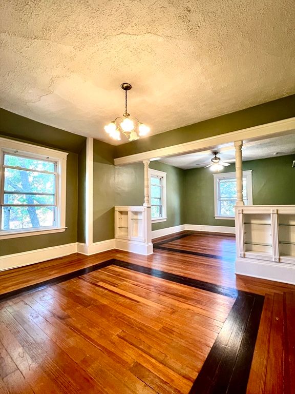 Empty room, Interior, Pendant Lights, Wood Texture Flooring